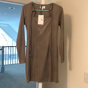 Kendall and Kylie dress